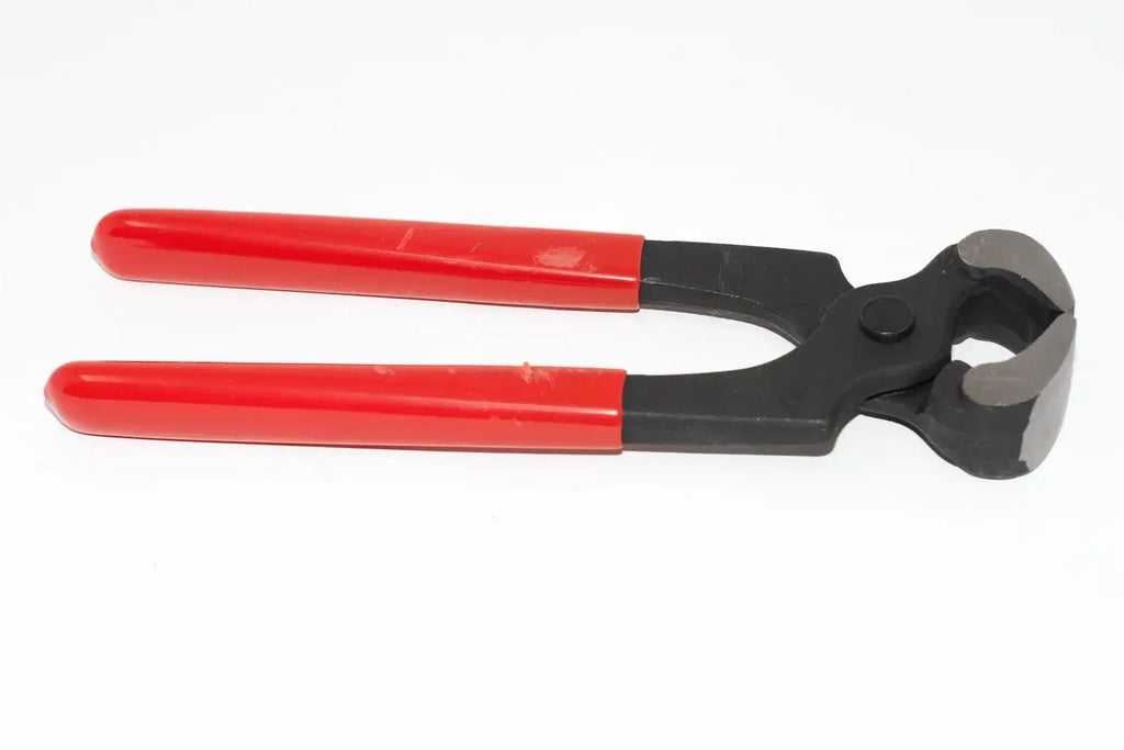 Eclipse Professional Carpenters Pincers by Cherry Tree Tools in red and black with bevelled jaw edges