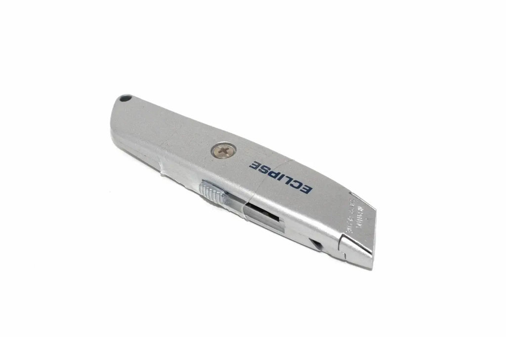 Eclipse Professional Utility Knife by Cherry Tree Tools, silver zinc alloy retractable blade mechanism for workshop cutting