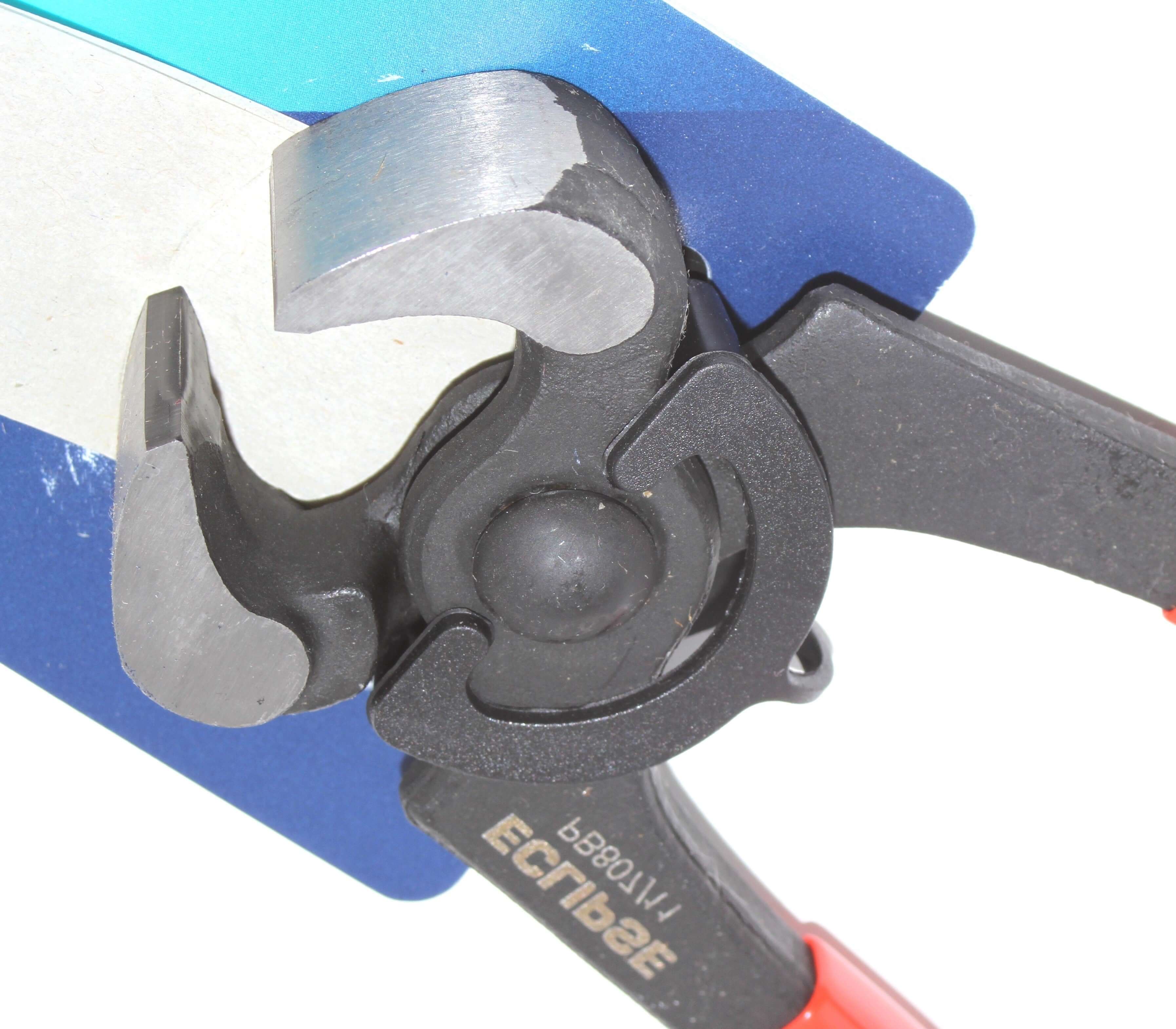 Eclipse Professional Carpenters Pincers with precision jaws and durable construction.