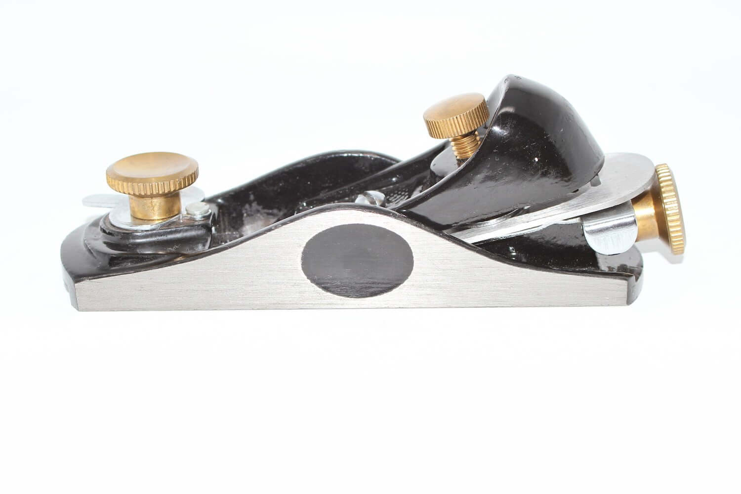 Silverline No 2 Block Plane 35mm side view with brass knobs and precision blade.