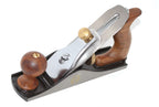 Spear & Jackson No 3 Smoothing Plane with wooden handle and brass knurled screw for woodworking.