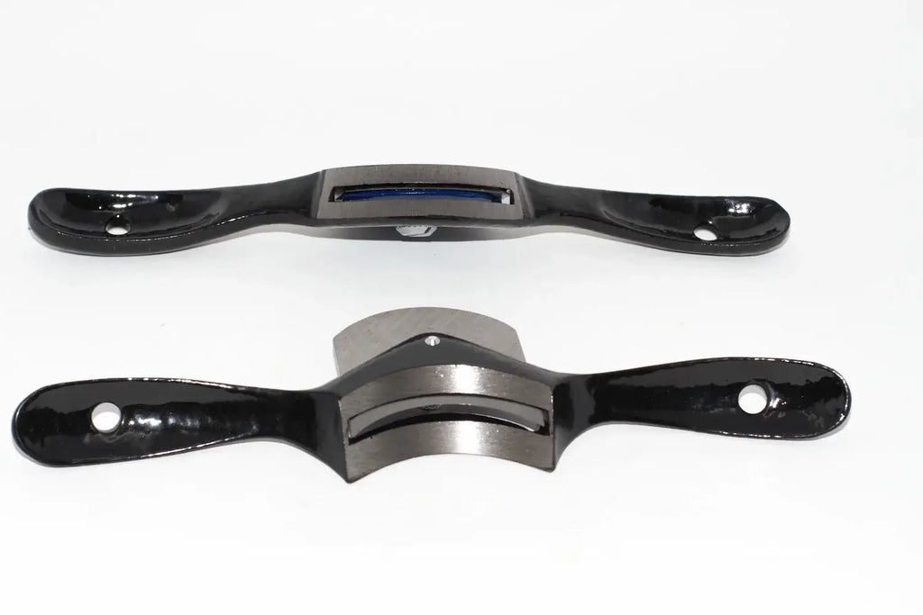 Spear & Jackson Spokeshaves Twin Pack- 2 piece set with ergonomic handles and carbon steel blades.