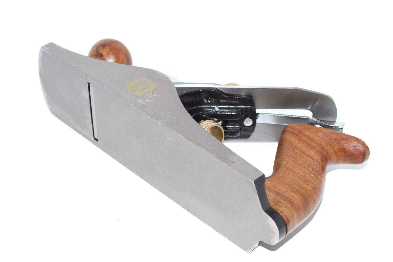Spear & Jackson No 4 Smoothing Plane with wooden handle and metal body design for woodworking enthusiasts.