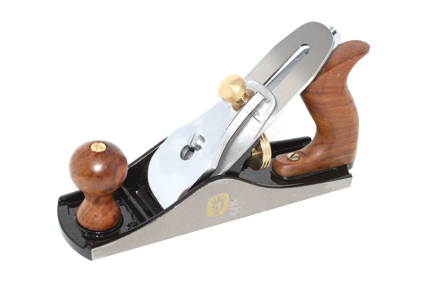 Spear & Jackson No 4 Smoothing Plane with a wooden handle and precision metal body for woodworking tasks.