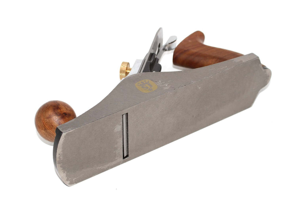 Spear & Jackson No 4 Smoothing Plane with wooden handle and precision blade for woodworking projects