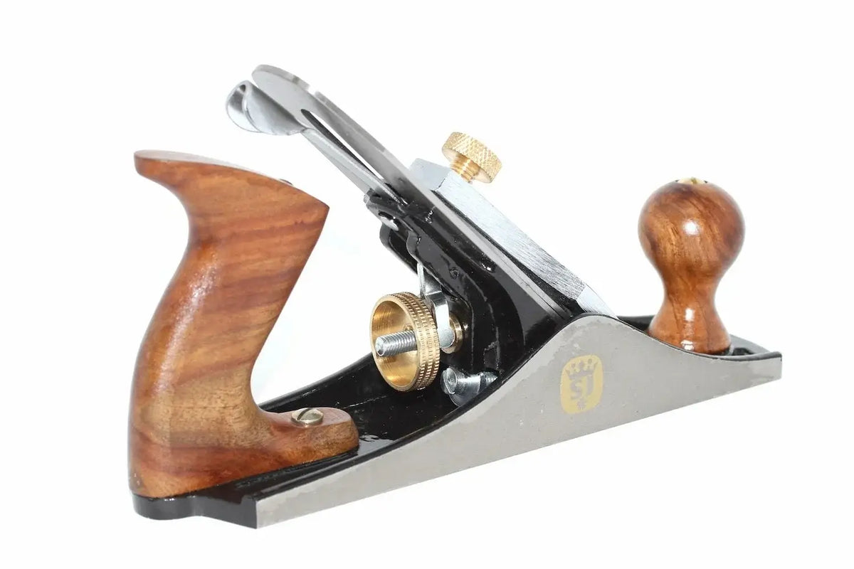 Spear & Jackson No 4 Smoothing Plane by Cherry Tree Tools, ductile cast iron body with brass depth adjuster wheel