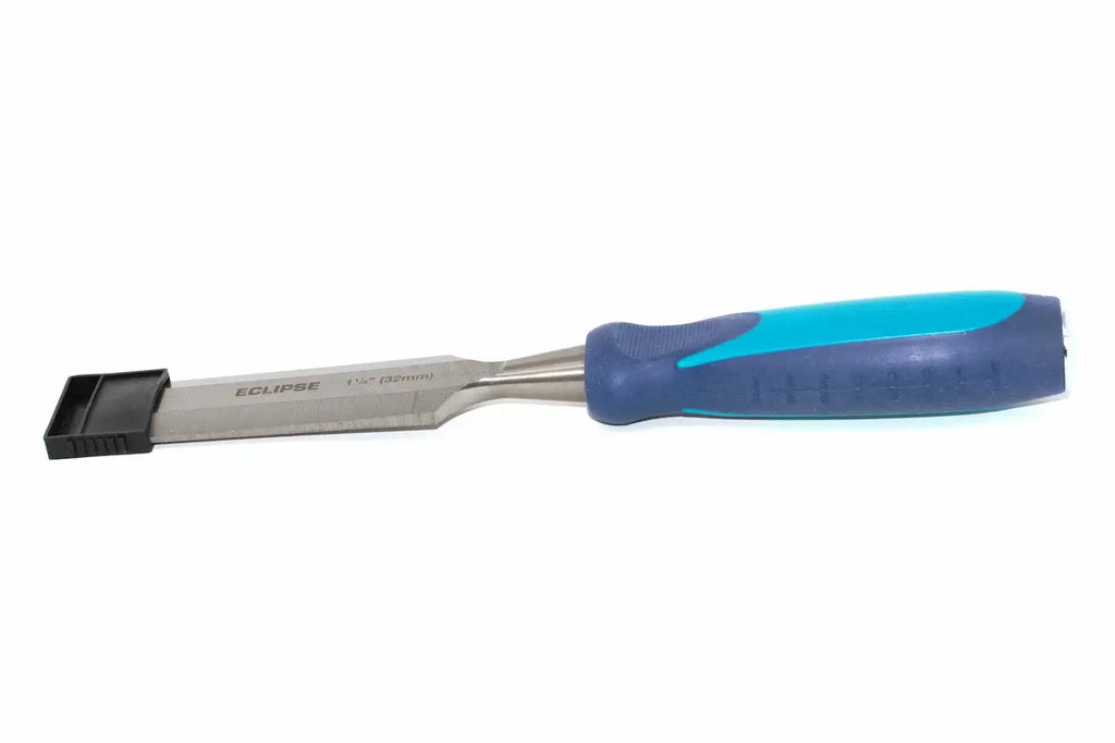 Spear & Jackson 32mm wood chisel by Cherry Tree Tools with blue soft grip and bevel edge