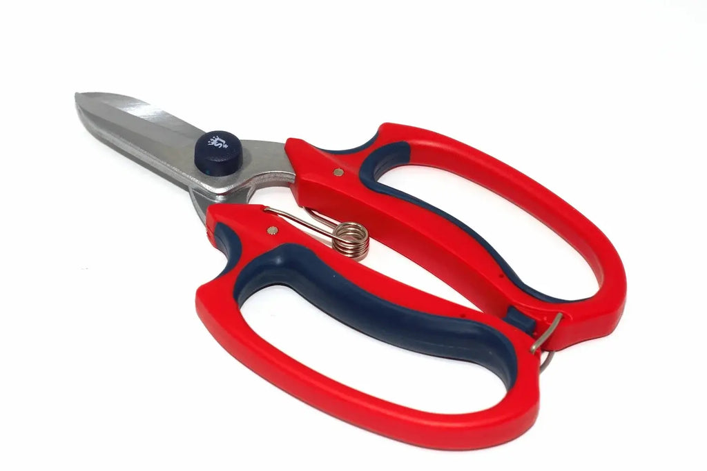 Spear & Jackson Comfort Garden Scissors by Cherry Tree Tools with red and navy soft touch handles