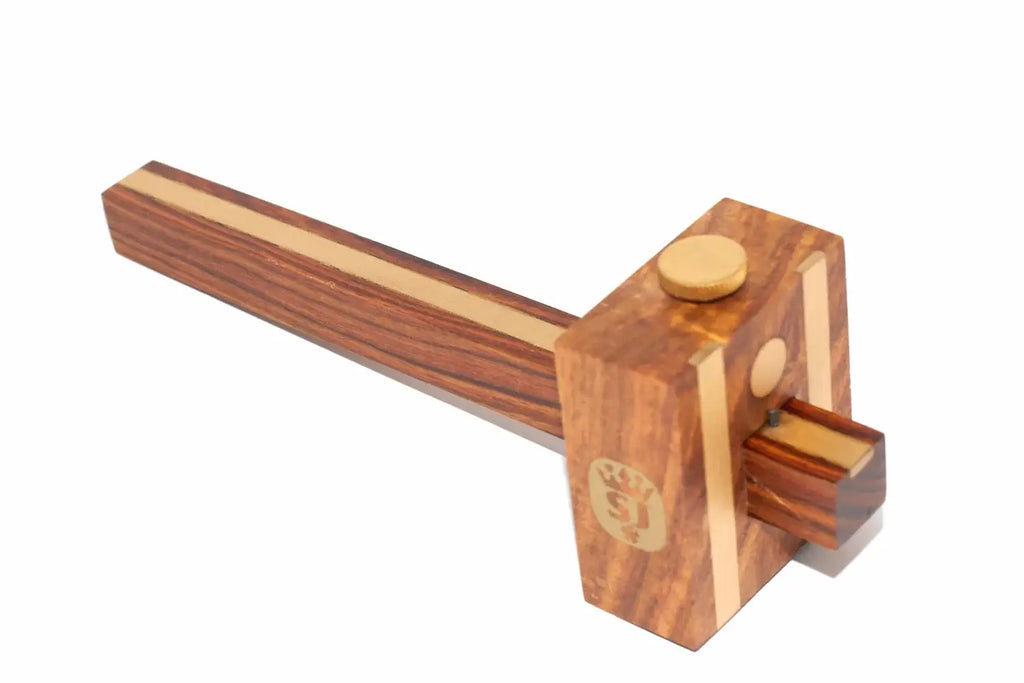Spear & Jackson 8 Marking Gauge showing precision wood marking tool with hardwood stock and brass slider.