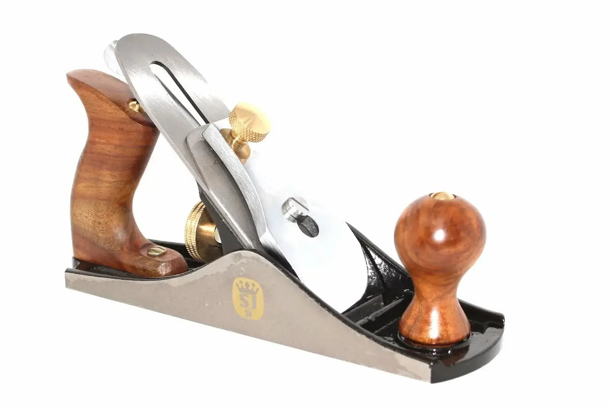 Spear & Jackson No 4 Smoothing Plane by Cherry Tree Tools with brass adjuster wheel on ductile cast iron body
