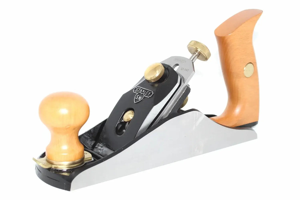 Stanley Bailey Sweetheart No4 Hand Plane by Cherry Tree Tools with cherry wood handle and cast iron base