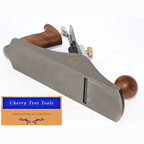 Spear & Jackson No 4 Smoothing Plane with wooden handles for precision woodworking tasks.