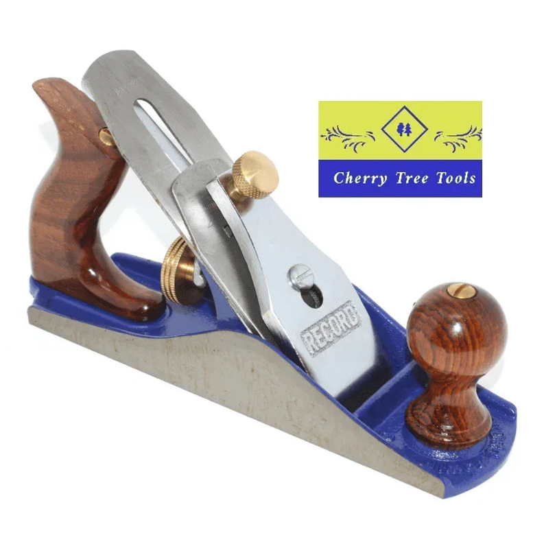Irwin Record No 4 Smoothing Plane 50mm with a robust cast iron sole and wooden handle, ideal for woodworking.