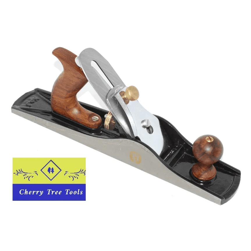 Spear & Jackson No 5 Jack Plane with wooden handle for precise woodworking tasks.
