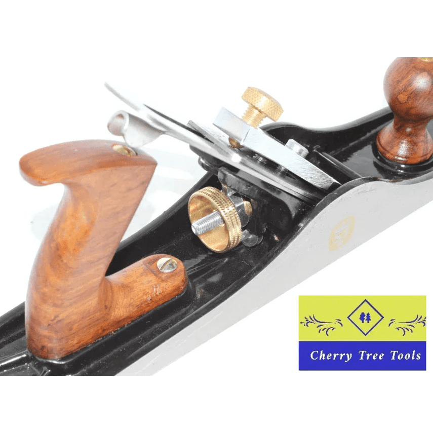 Spear & Jackson No 5 Jack Plane close-up view showing adjustable blade and handle for woodworking.