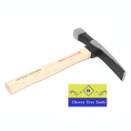 Spear & Jackson 25oz Bricklayers Hammer showcasing a solid steel head and hickory handle for precision brickwork.