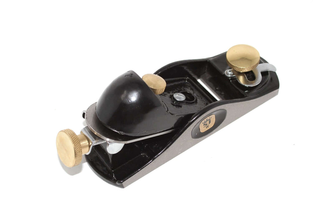 Spear & Jackson Block Plane  91/2 showcasing precision cutting tool design and ergonomic features.